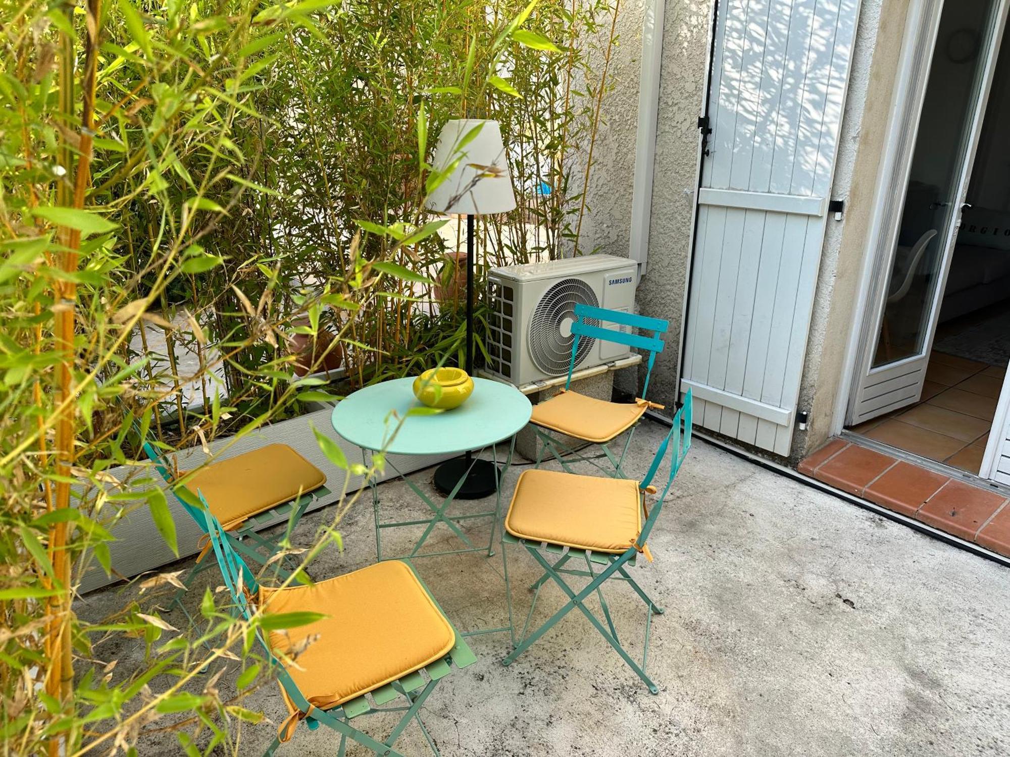 Plan De Cuques T2 Hotel Exterior photo